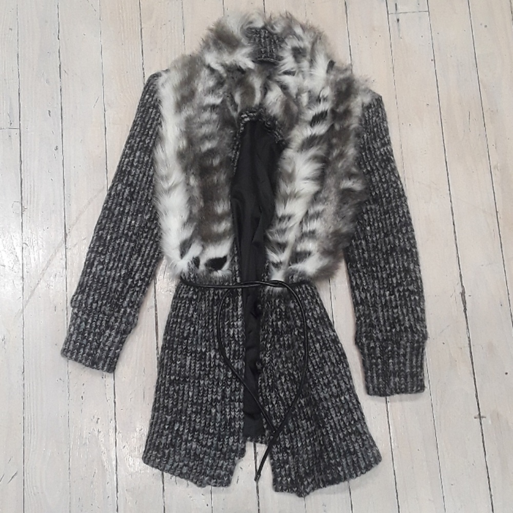 Coat - Picture 2 of 6